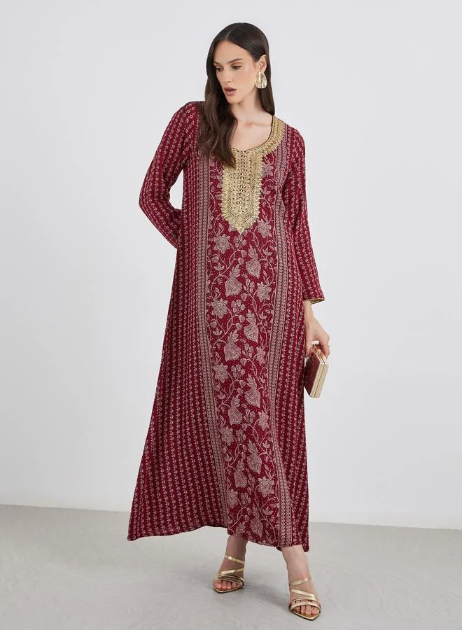 مكسيم كريشن Maxim Creation Golden Jari Thread V Neck Jalabiya
