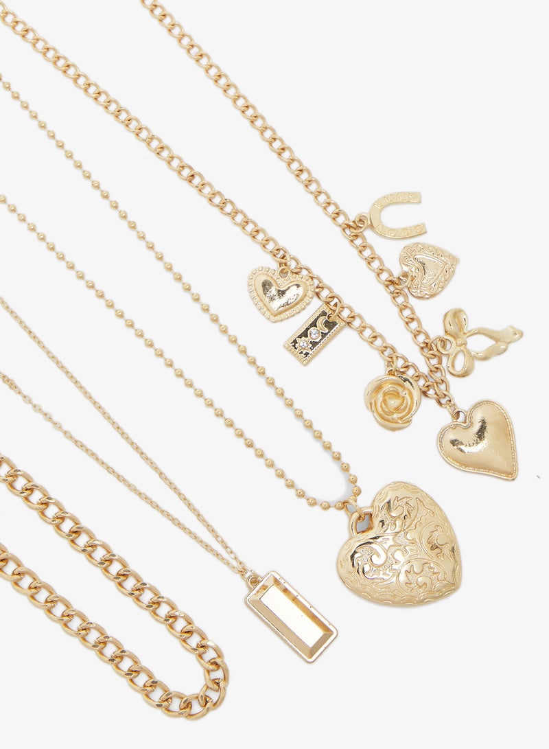 عقد متعدد الطبقات بسلاسل وتعليقات