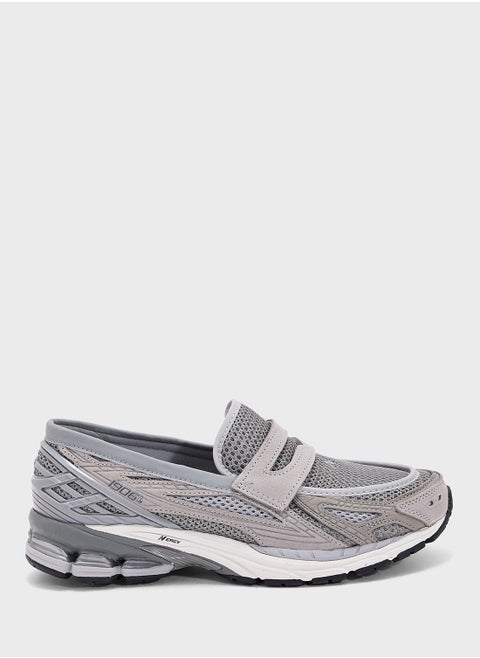 1906L Sneakers