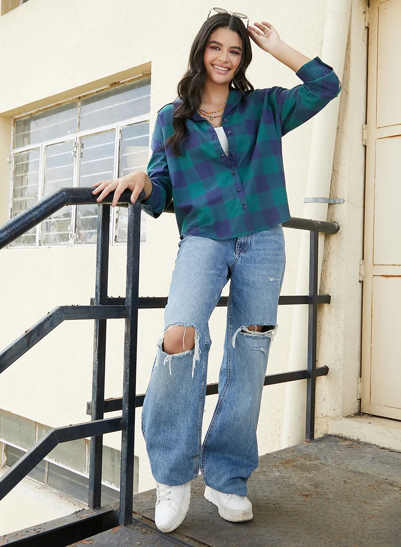 Campus Sutra Campus Sutra Women's Green & Blue Buffalo Check Oversized Shirt For Casual Wear | Spread Collar | Long Sleeve | Button Closure | Oversized Shirt Crafted With Comfort Fit For Everyday Wear