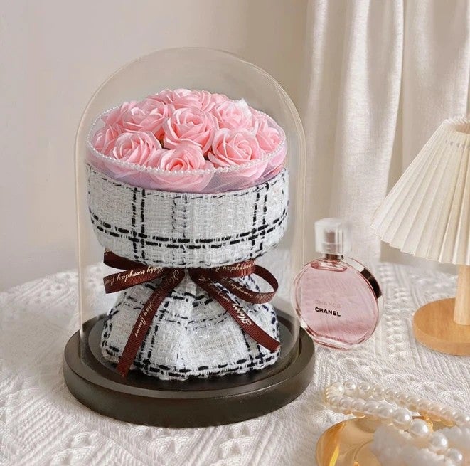 Bluejw Full Star Dried Flower Glass Dome Bouquet - Preserved Rose Gift for Girlfriend, Valentine's Day, Graduation - Includes Dried Plants - Image 2