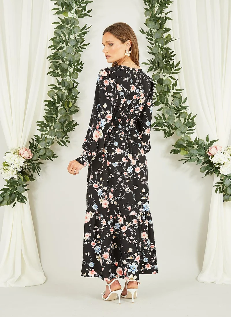 Yumi Floral Print Maxi Dress