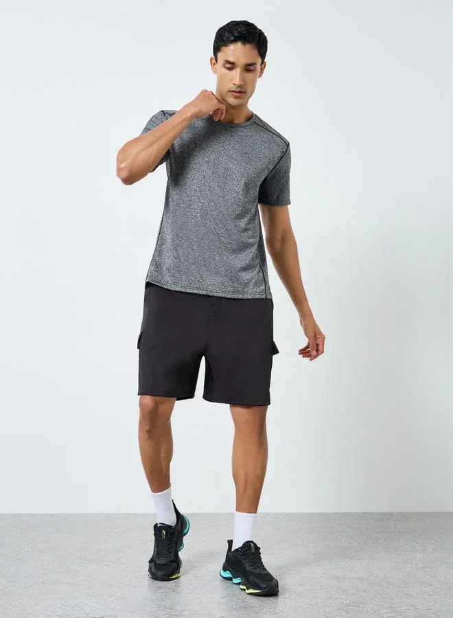 ستايلي اكتيف تيشيرت تمرين سريع الجفاف بتفاصيل بارزة الملمس