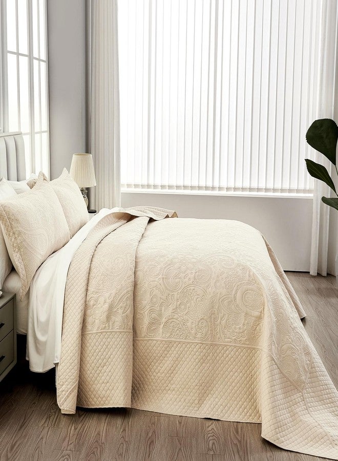Qucover غطاء سرير كينغ كوفر ألاسكا 132x 120، غطاء سرير كينغ كبير الحجم، مجموعة أغطية سرير كينغ كبيرة الحجم من 3 قطع، مصنوعة من الألياف الدقيقة الناعمة وخفيفة الوزن، بتصميم كويليتنج بايسلي، مع أغطية وسائد، بيج - Image 3