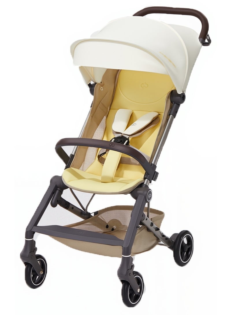 جي بي عربة أطفال خفيفة الوزن للسفر من جود بيبي فلام بلس، صغيرة الحجم ومناسبة للسفر بالطائرة، قابلة للطي بيد واحدة، لون أصفر - Image 1