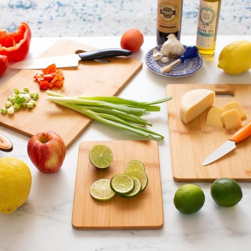FRESHOME Bamboo Wood Cutting Board for Kitchen – X-Large 36x26cm Chopping Board for Vegetables & Fruits | BPA-Free, Eco-Friendly, Knife Friendly, Anti-Microbial – BCH-XLarge - Image 4