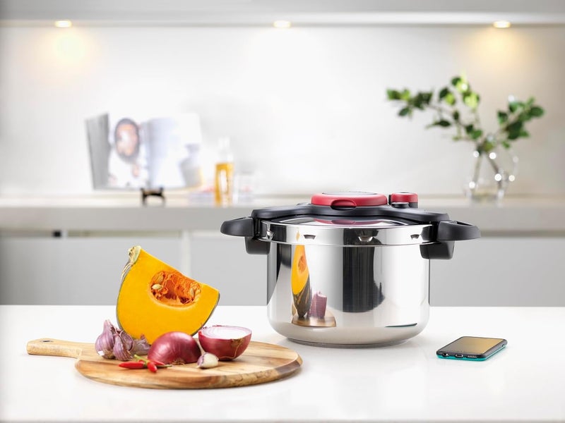 T-fal TEFAL Pressure Cooker | ClipsoMinut’® Easy 9 L | Stainless Steel Pressure Cooker | All Stovetops | Fast | Healthy Cooking | Safe | 2 Years Warranty | P4624966 - Image 5