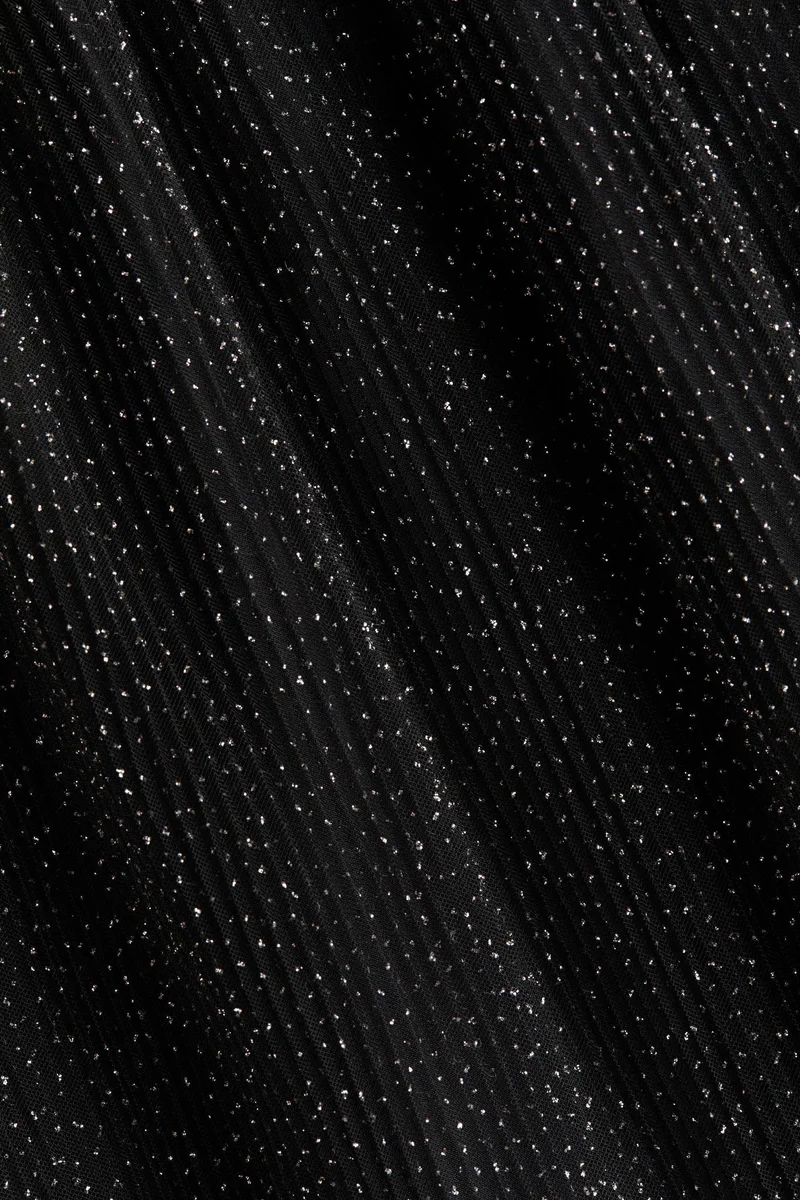 اتش اند ام فستان مكشكش من التول