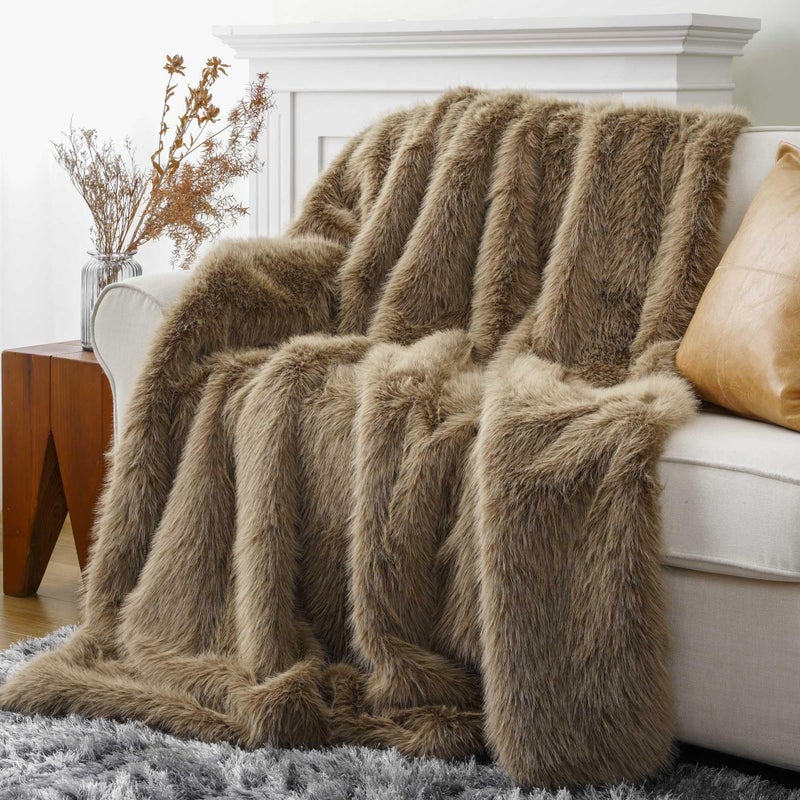 BATTILO HOME Luxury Tan Fluffy Faux Fur Throw Blanket Cozy Warm Large Fur Blanket for Couch Sofa Chair Bed Plush Fuzzy Fur Throws with Long Pile 60x80Khaki