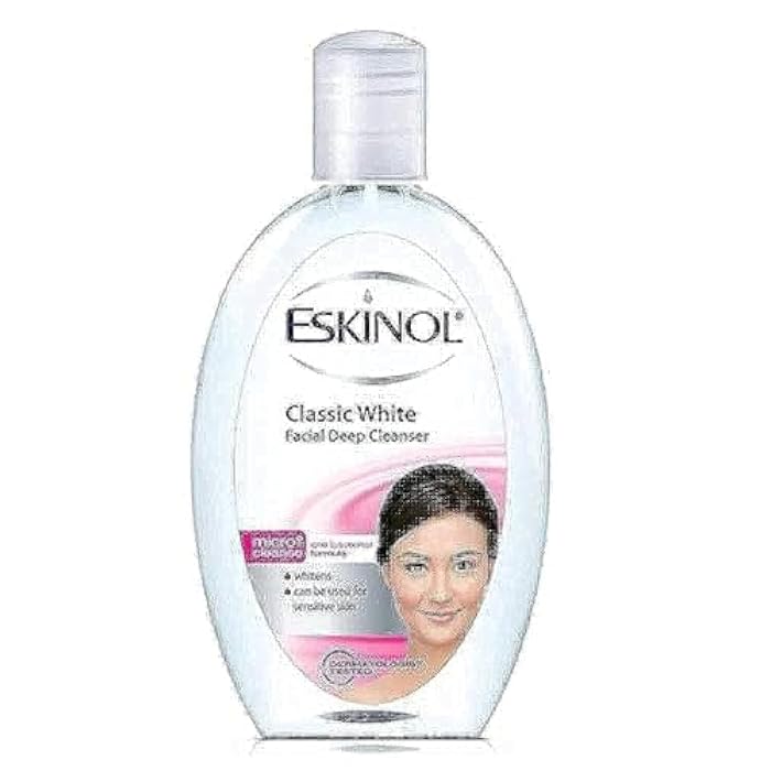 Eskinol Naturals Facial Cleanser Classic Clear 225mL - Image 1