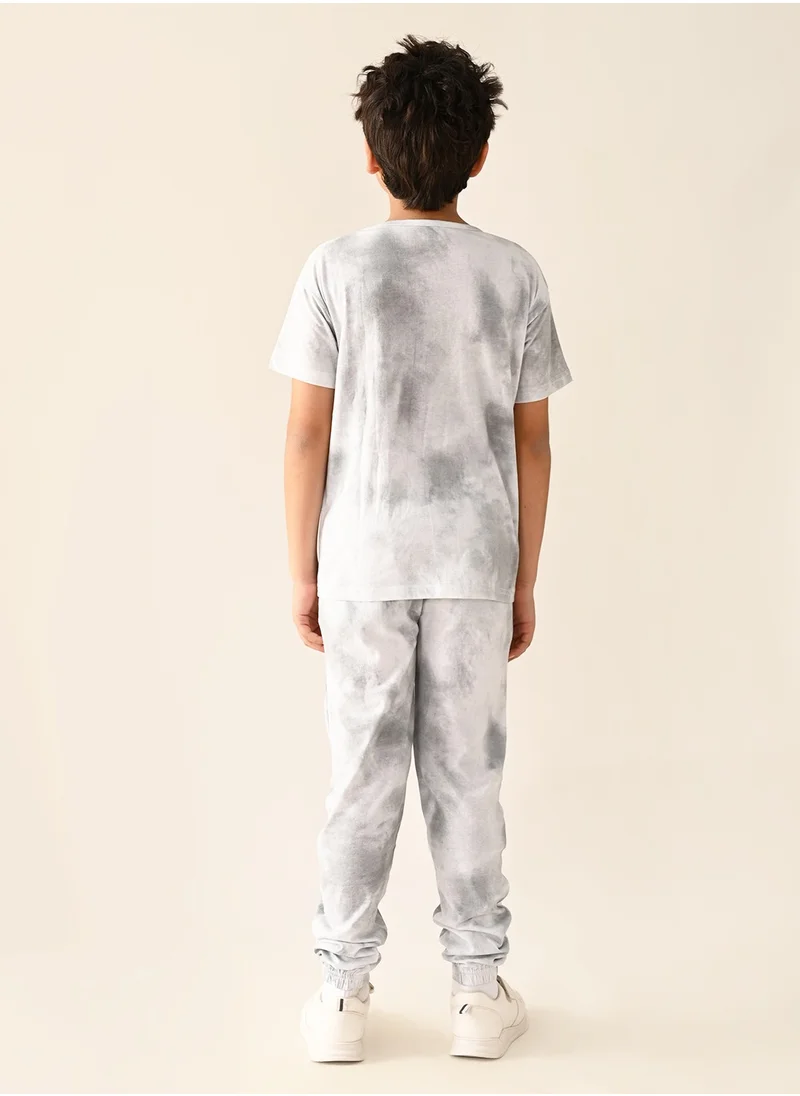 LILPICKS Funky Printed T-shirt with Jogger Set