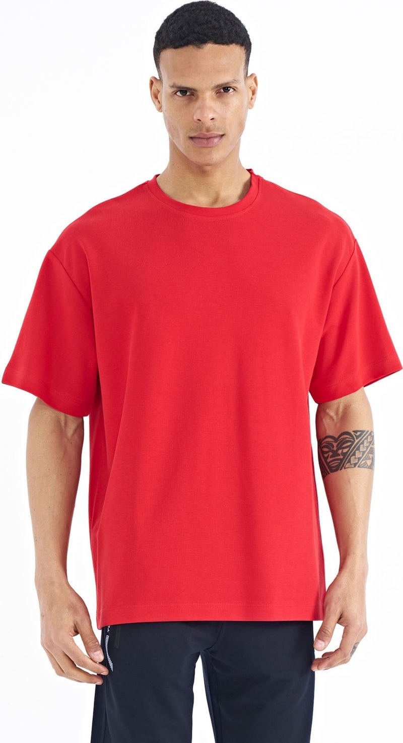 Tommy Life Red Sleeve Badge Detail Basic Oversize Men's T-Shirt - 88193  - Image 1