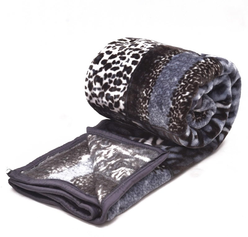 RRC Super Soft Tiger Printed Double Bed Mink Blanket with Satin Border Size 228 X 228 Cm and 1800 Grams,Pack of 1 Ideal for Light to Medium Winter, AC Use, Travel Blanket & Camping - Image 2