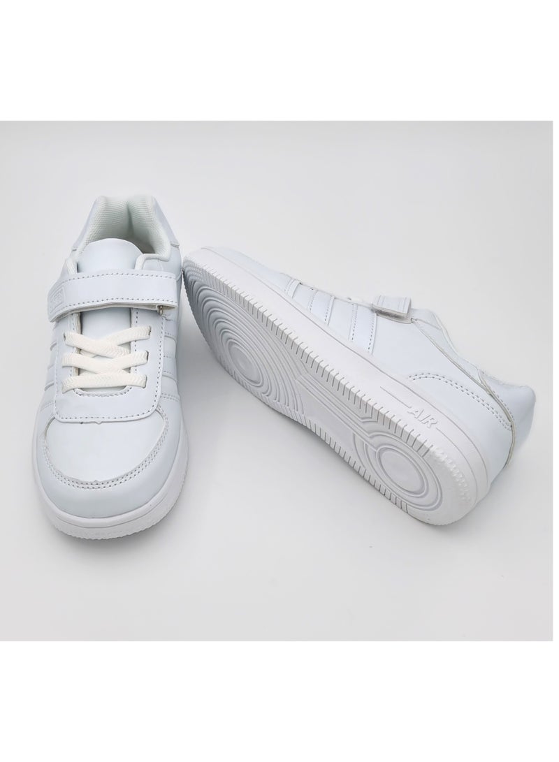 White Kids' Sneakers - Practical and Stylish Design - Image 3