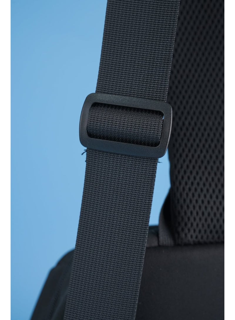 LING-MEI LBR2408 Black – Durable, Spacious & Lightweight Sports Bag - Image 4