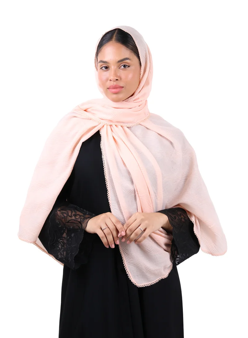 Wave Pattern Cotton Crush Scarf with Lace Trim (Soft Peach)