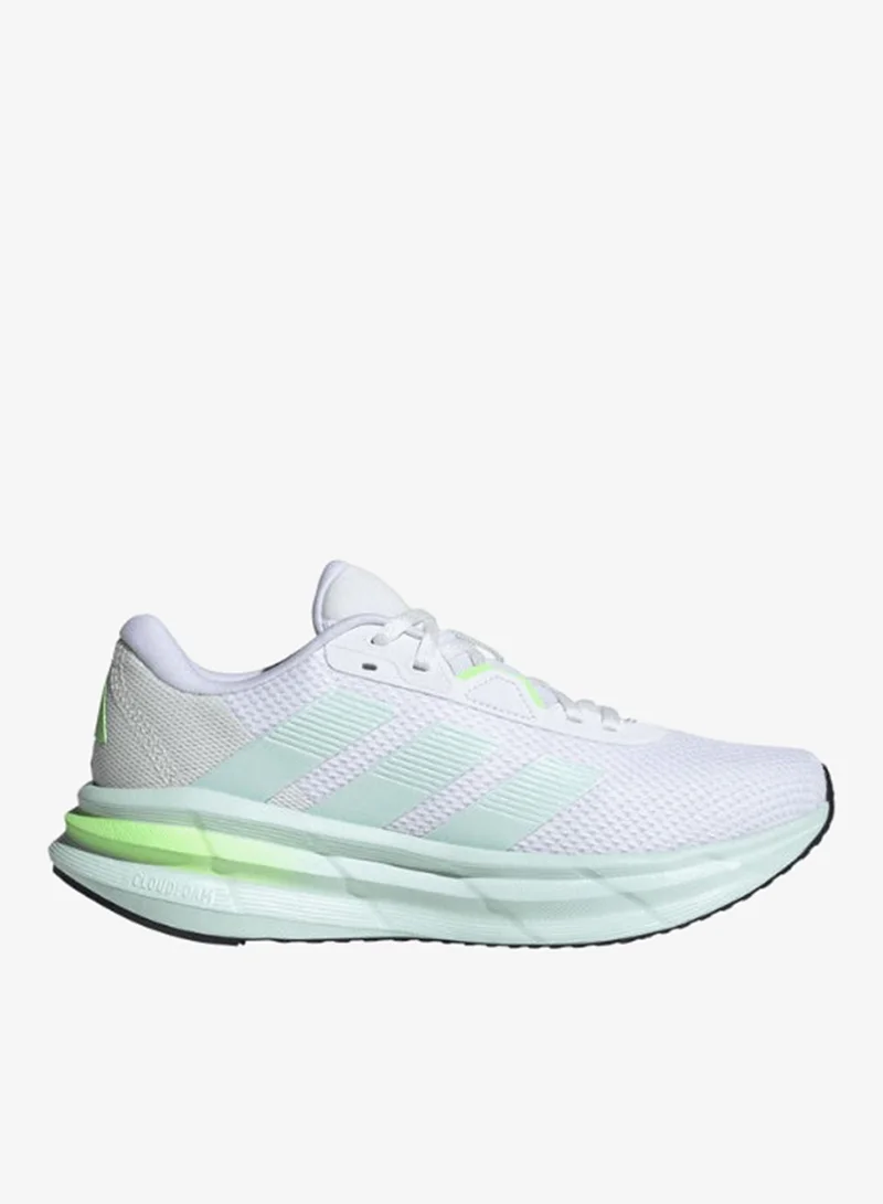 adidas حذاء جري نسائي أبيض جالاكسي