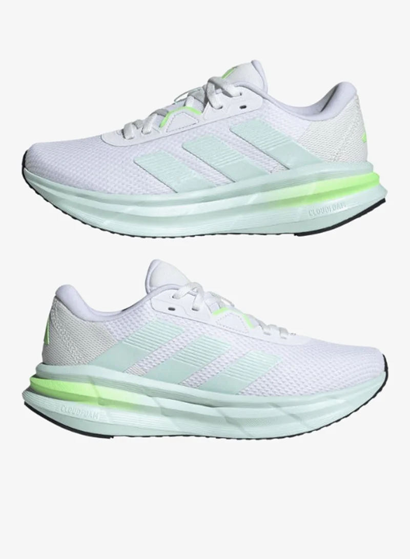 adidas حذاء جري نسائي أبيض جالاكسي