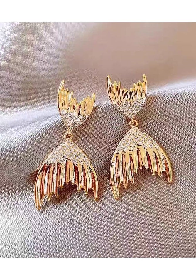 mjuhurat Elegant Mermaid Tail Drop Earrings – Luxurious Gold Finish  - Image 1