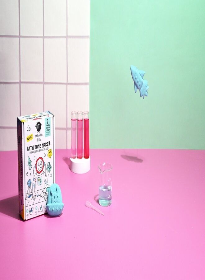 Nailmatic Kids DIY Cosmos Bath Bomb Maker - Image 2