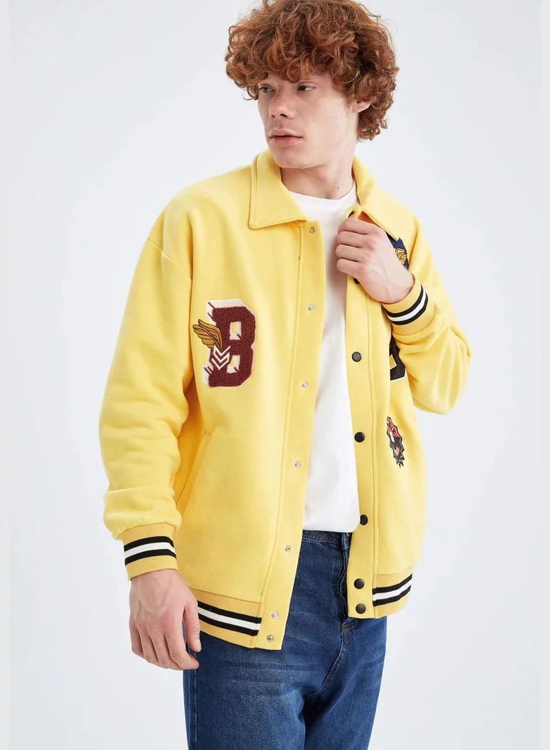 ديفاكتو Regular Fit Long Sleeve Slogan Print Shacket