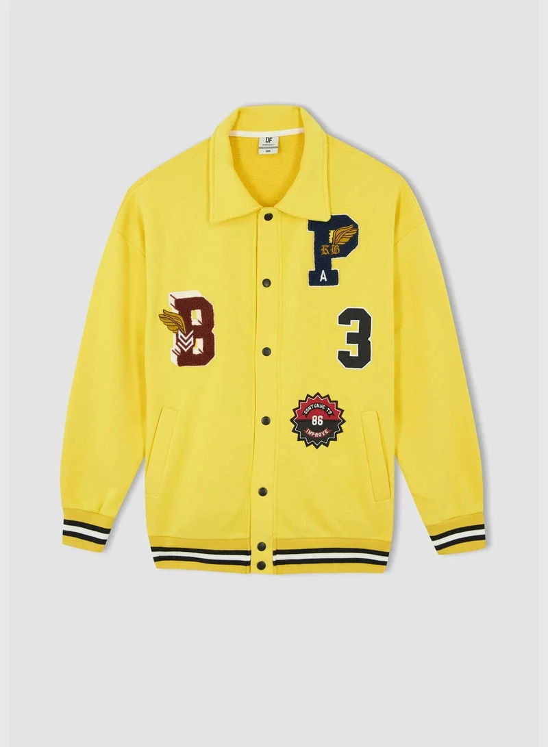 ديفاكتو Regular Fit Long Sleeve Slogan Print Shacket