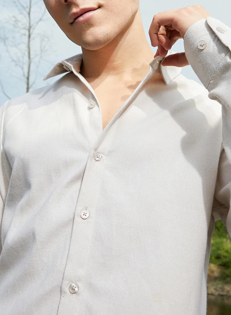 Campus Sutra Men's Daisy White Solid Regular Shirt