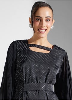 Khizana Jalabiya With Pleated Sleeves  - Image 3