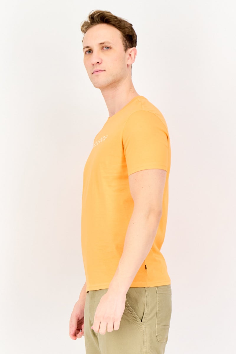 Levi's تي شيرت ليفيس × ريدلوبس للرجال بأكمام قصيرة وياقة دائرية، برتقالي - Image 2
