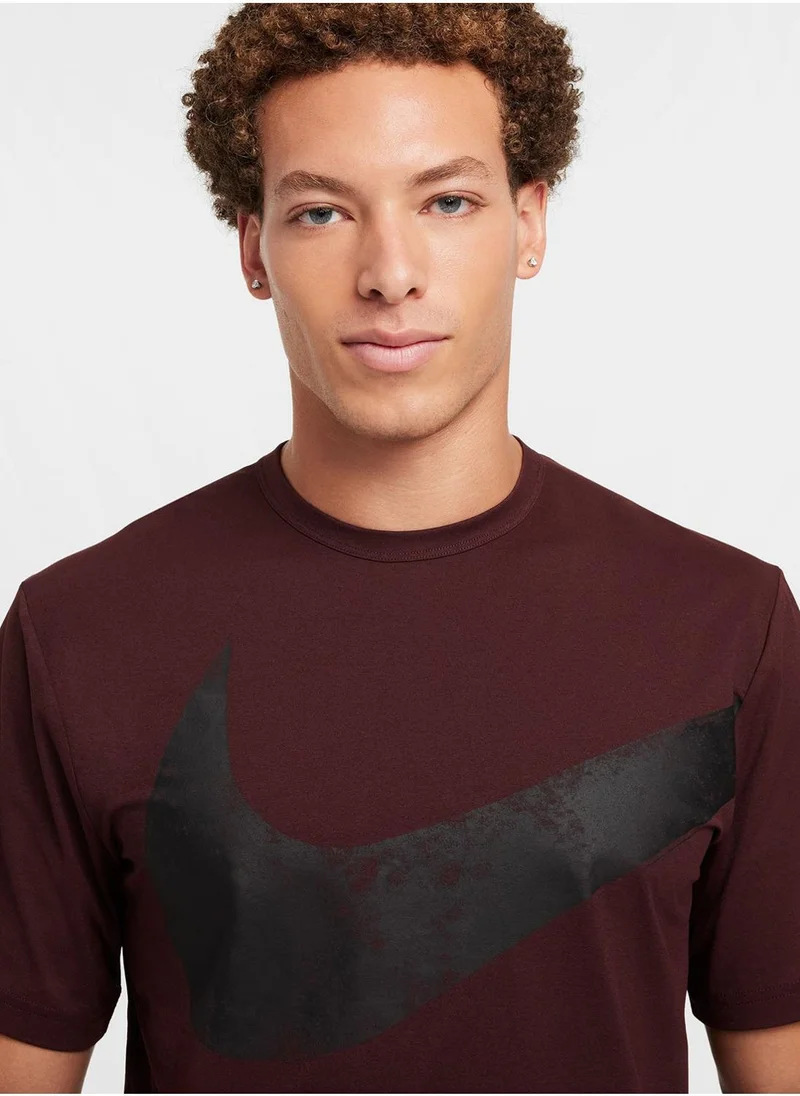 Nike Dri-Fit Hyverse Swoosh T-Shirt