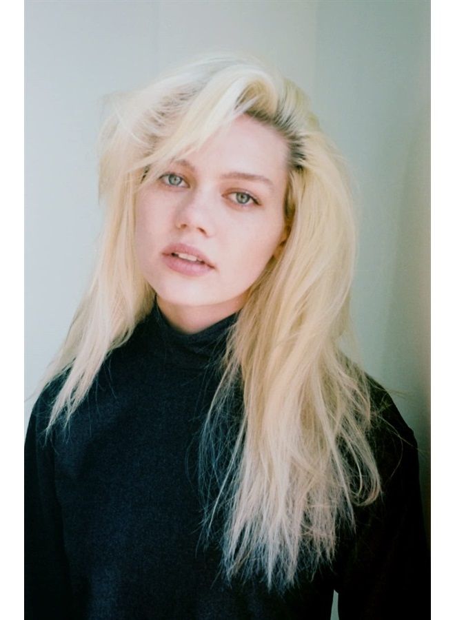 R+Co بخاخ الشامبو الجاف الروحي للسفر | ينظف + ينعش، شامبو جاف خالي من بقايا | نباتي + خالي من التجارب على الحيوانات | 1.7 أونصة - Image 2