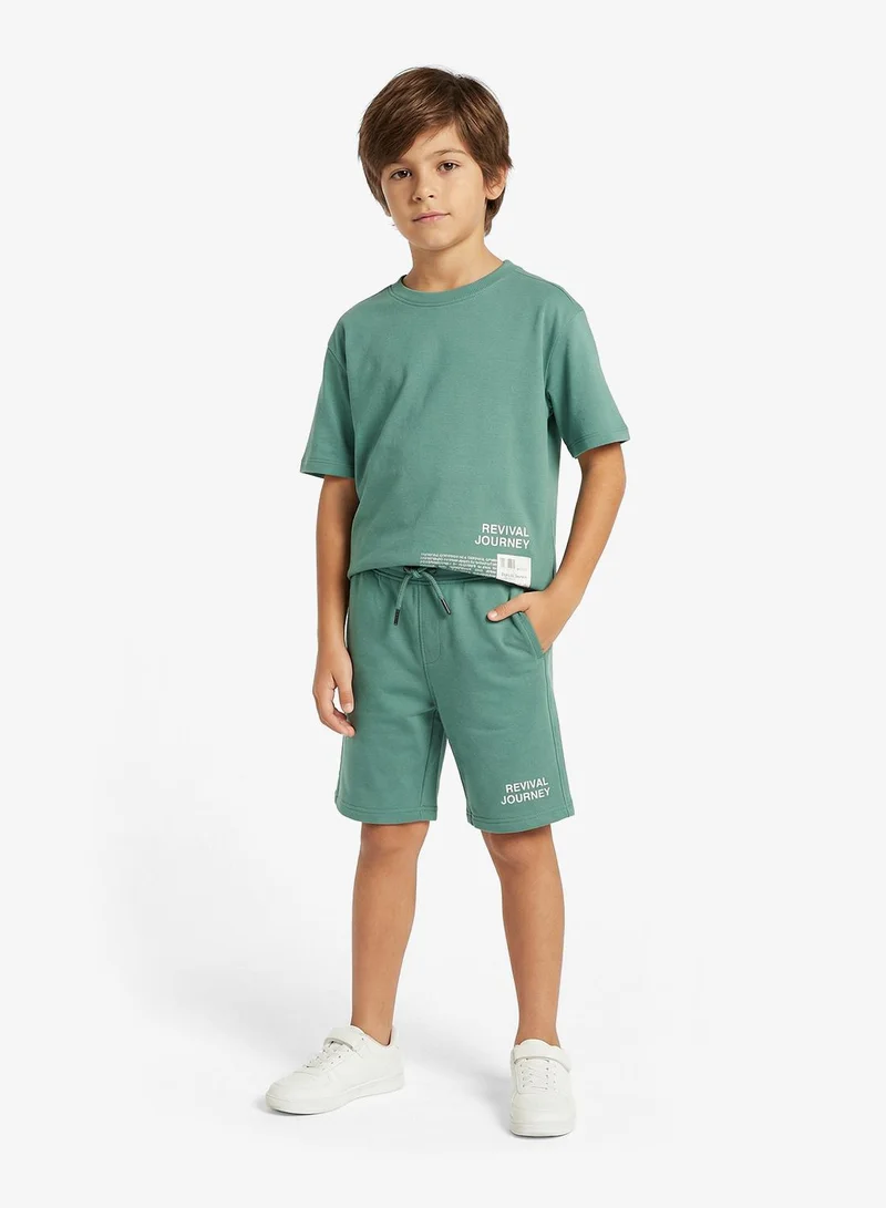ريبلز مع نمشي Boys Drop Shoulder T-shirt & Shorts Set