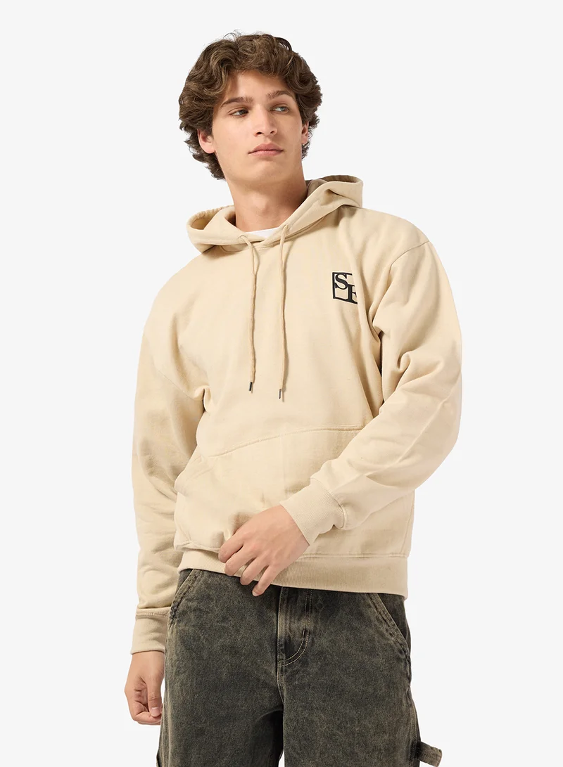 سفنتي فايف بيسيكس هودي بقصة عادية