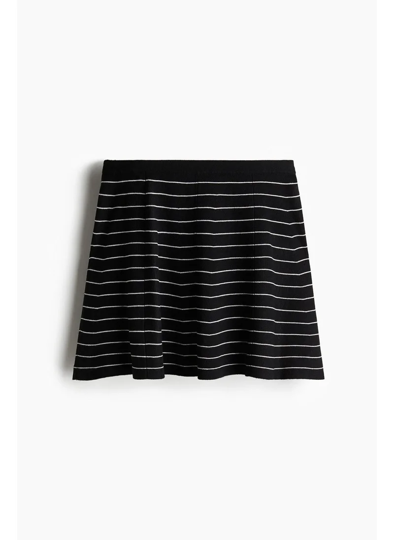 H&M Flared fine-knit skirt
