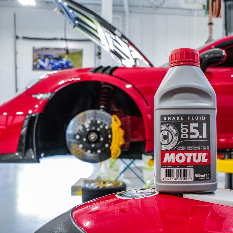 MOTUL سائل فرامل موتول DOT 5.1 الاصطناعي - تركيبة غير قائمة على السيليكون، زجاجة 500 مل (100951) - Image 1