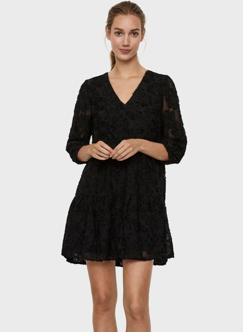 فيرو مودا فستان دانتيل بكشكش - Image 1