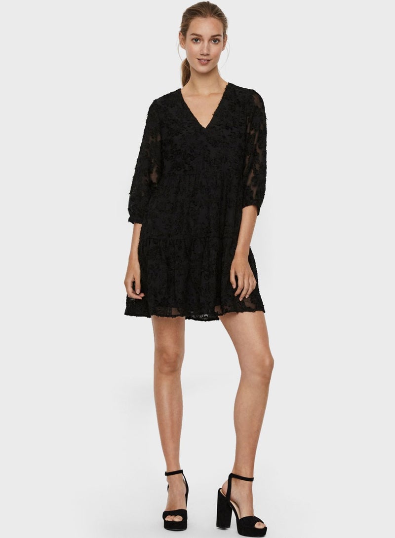 فيرو مودا فستان دانتيل بكشكش - Image 4