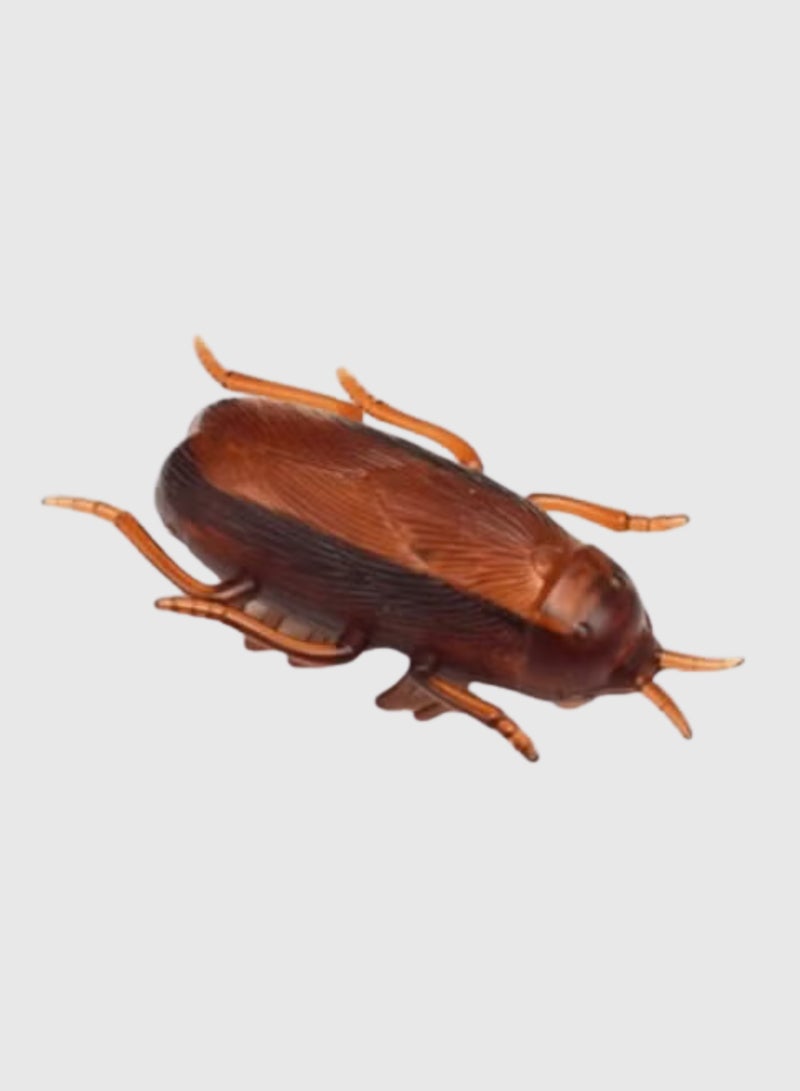 Electronic Crawling Cockroach Trick Toy  - Image 4