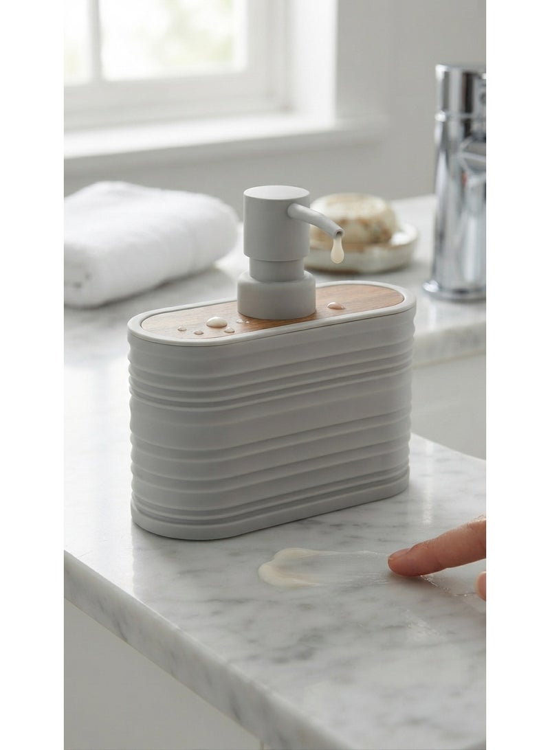 Modern Fluted Liquid Soap Dispenser - Aesthetic Countertop Lotion & Soap Pump Bottle with Wood-Effect Accent - Image 2