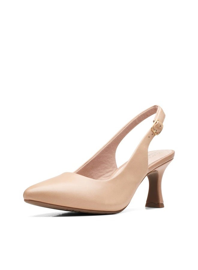 clarks Women's Kataleyna Step Pump, Warm Beige Leather, 7.5 - Image 1
