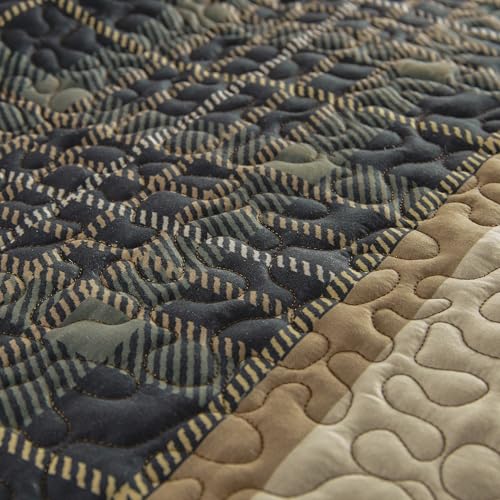 Donna Sharp Full/Queen Quilt - Bear Walk Plaid Lodge Quilt with Bear Pattern - Fits Queen Size and Full Size Beds - Machine Washable - Image 4