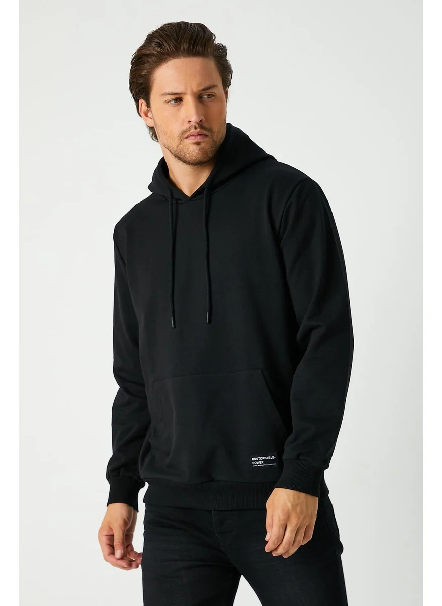 ميتاليك Black Men's Hooded Kangaroo Pocket Sweatshirt