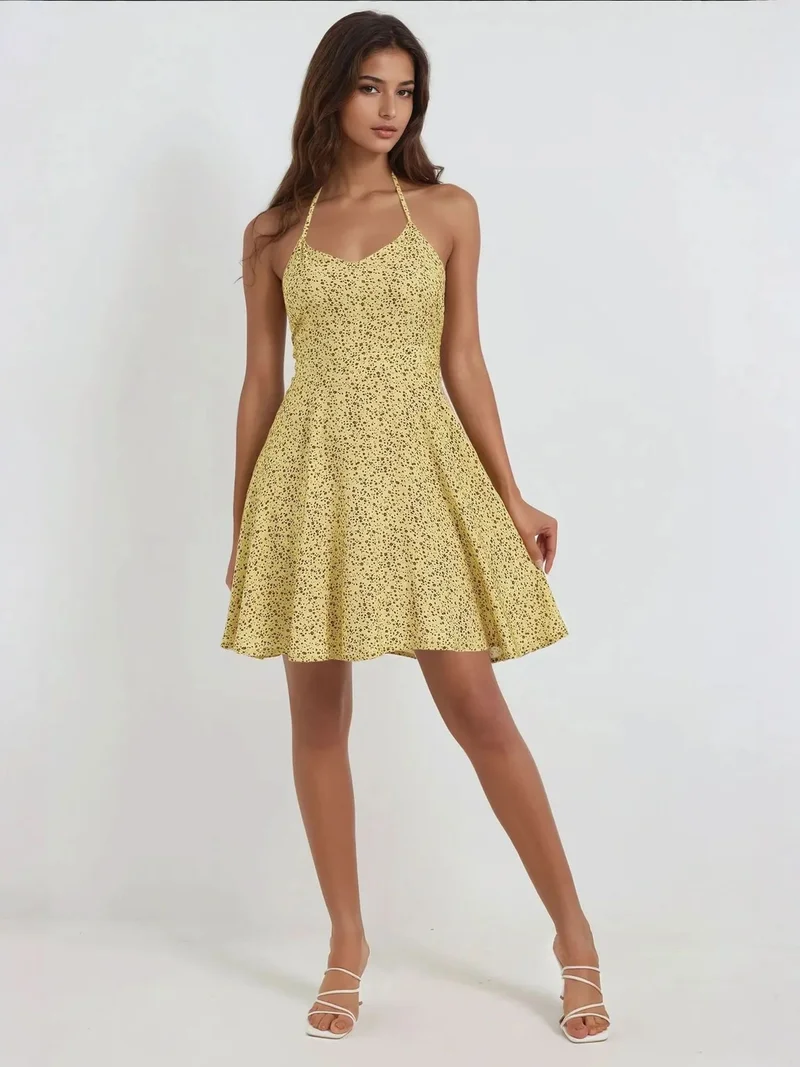 زوبعة فستان قصير بنقشة الزهور