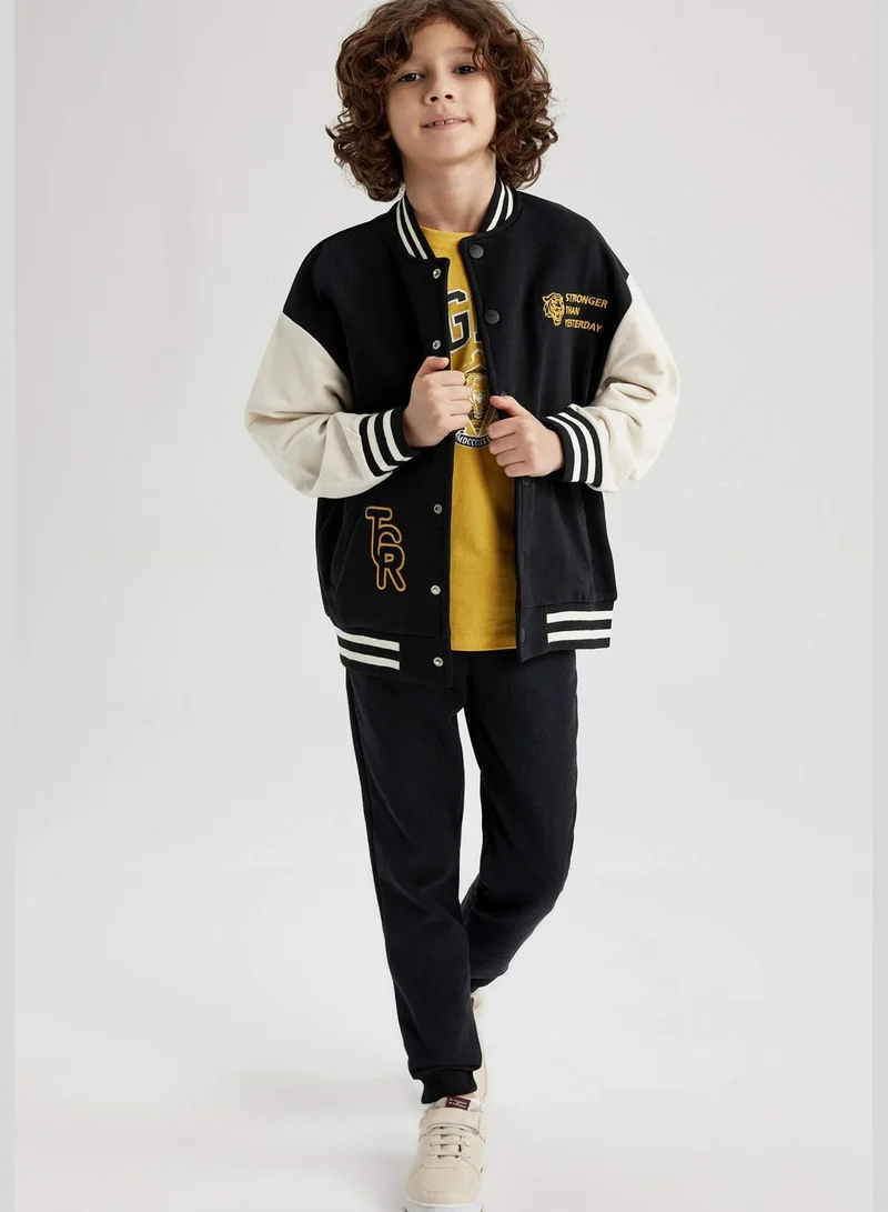 ديفاكتو Boy Oversize Fit Bomber Long Sleeve Knitted Cardigan