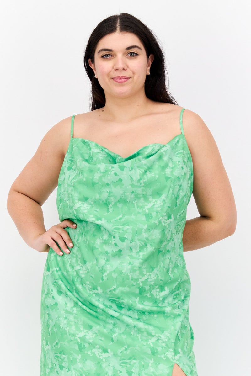 PRETTY LAVISH Women Curve Floral Print Midi Dress, Green - Image 3