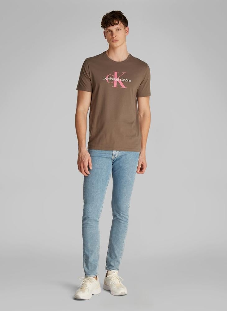 Calvin Klein Jeans Hero T-Shirt  - Image 4