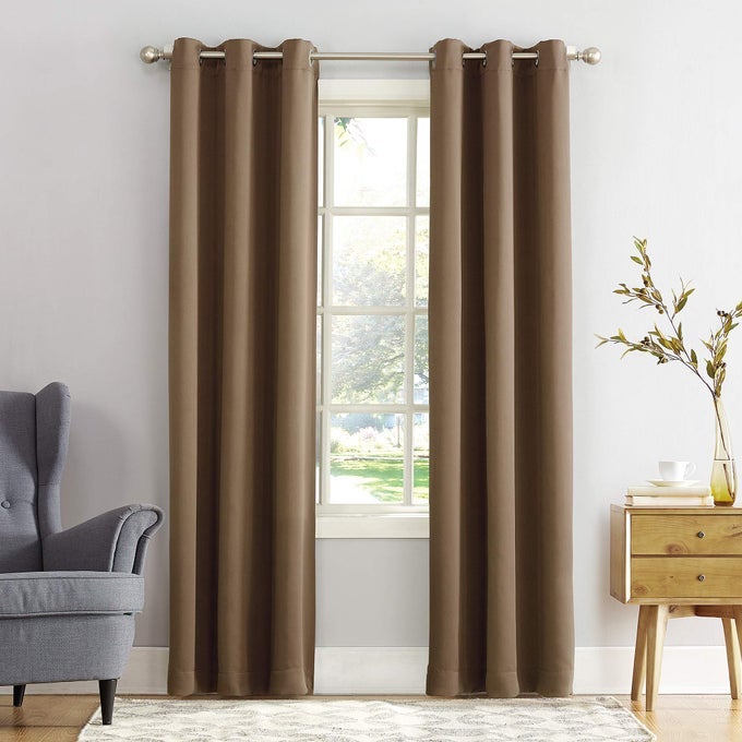 EASTON ENERGY SAVING BLACKOUT GROMMET CURTAIN PANEL 40 X 95 BARLEY