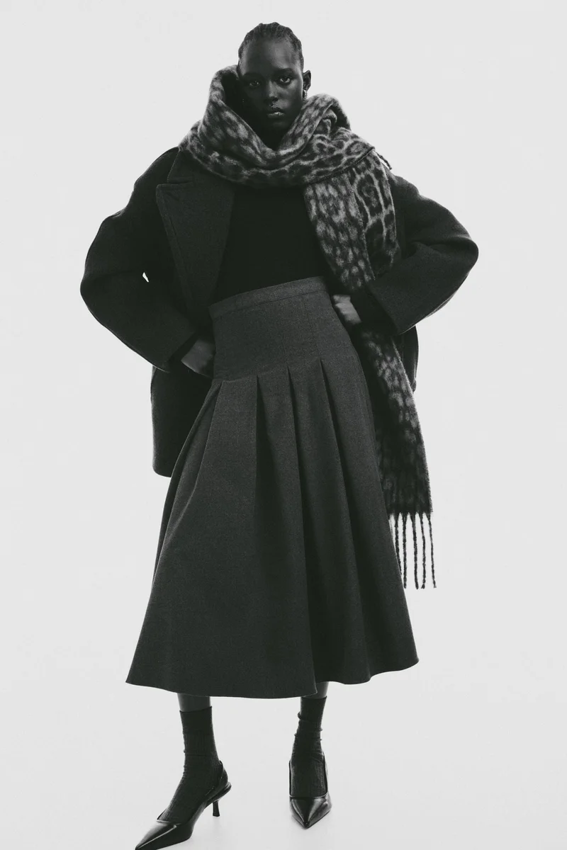 H&M Pleated midi skirt