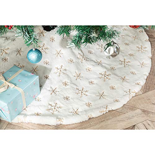 DegGod Plush Christmas Tree Skirts, 36 inches Luxury Snowy White Faux Fur Xmas Tree Base Cover Mat with Gold Snowflakes for Xmas New Year Home Party Decorations (36 inches, Gold) - Image 5