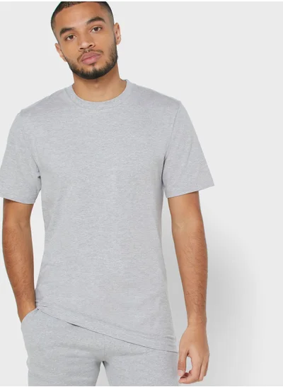 Seventy Five Basics Essential Crew Neck T-Shirt